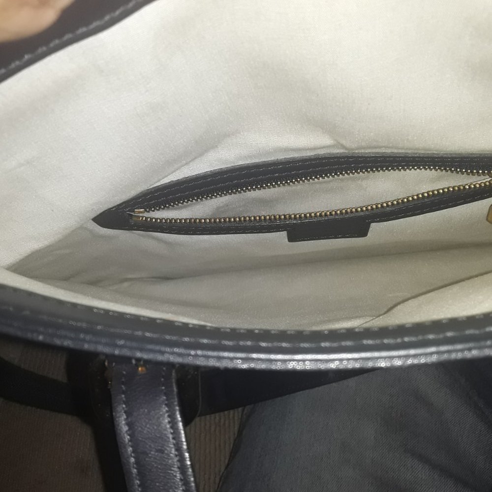 Louis Vuitton  canvas monogram bag